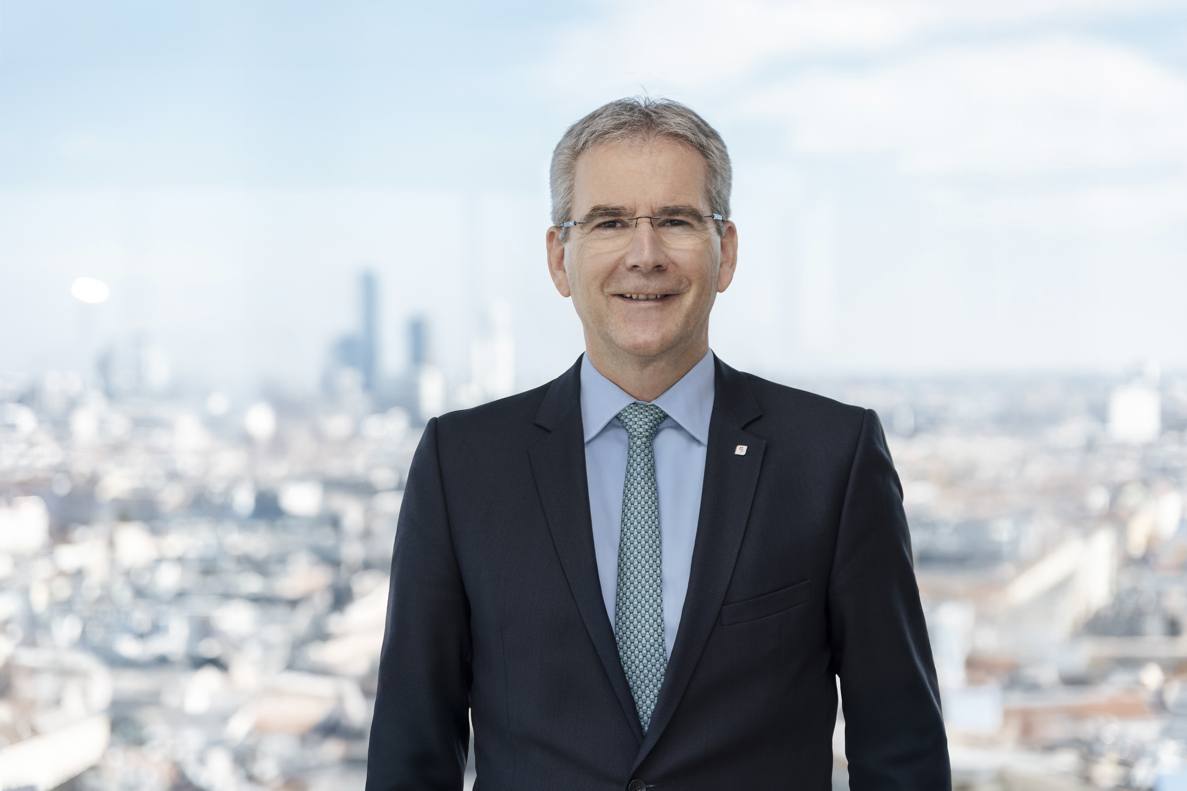  CEO Hartwig Löger